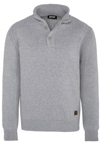 Šedý pletený svetr s vysokým límcem, dvěma knoflíky u krku, žebrovanými detaily na ramenech a malou hnědou značkovou nášivkou na boku.