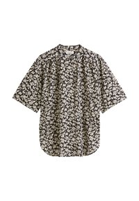 Chemise à imprimé floral sur fond sombre avec des feuilles blanches ; manches courtes, coupe décontractée, design sans col, texture de tissu douce.