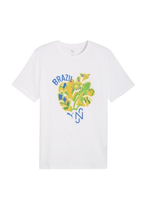 Maglietta bianca a maniche corte con un design astratto colorato di piante verdi e gialle, testo blu "BRAZIL" e un logo Puma sul davanti.