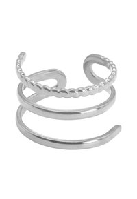 Anello aperto in argento con tre fasce, caratterizzato da un design intrecciato sulla fascia superiore e superfici lisce e lucidate sulle altre.