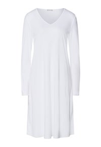 Abito bianco a maniche lunghe con scollo a V, realizzato in tessuto morbido, caratterizzato da una vestibilità ampia che scorre dolcemente. Nessun motivo o dettaglio aggiuntivo.