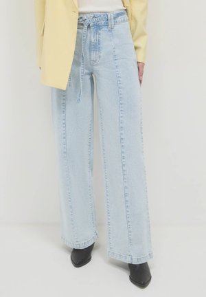 Jeans a zampa - blu denim chiaro