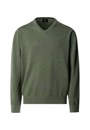 Olivengroene V-hals trui met lange mouwen, geribbelde manchetten en zoom, met een klein geborduurd logo op de linkerborst.