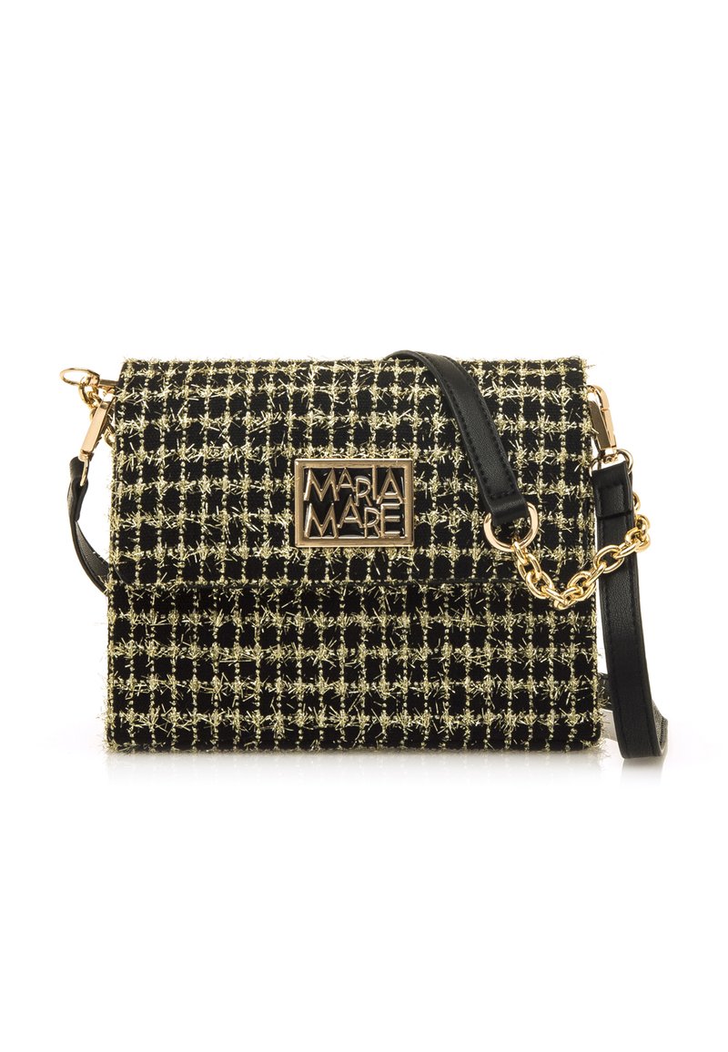 Schwarze und goldene Tweed-Handtasche mit strukturierter Form, ausgestattet mit einem goldenen Logo-Schild, schwarzen Lederelementen und einem abnehmbaren Kettenriemen.