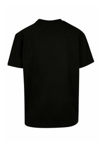 Sort bomuld t-shirt med rund hals, korte ærmer og lige skæring. Ingen synlige logoer eller mønstre. Glat tekstur.