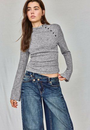 Stradivarius, FUNNEL NECK BUTTON SWEATER - Pullover - light grey