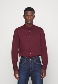 Calvin Klein Camisa formal - port royale
