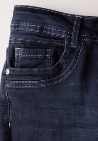 Thumbnail Image 5