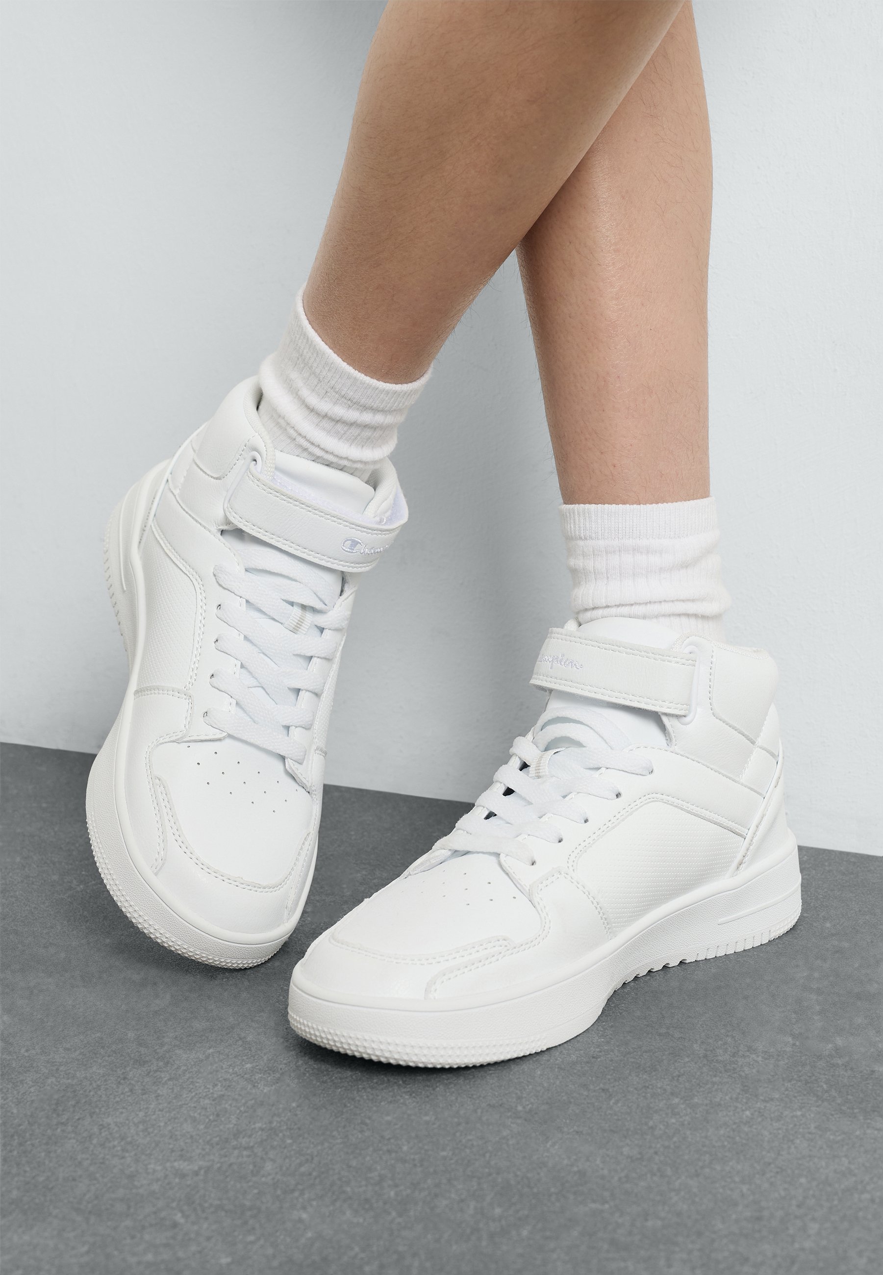 womens velcro basketball shoes