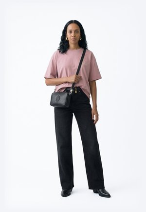 BOSS ANETT NEW CROSSBODY - Skulderveske - black