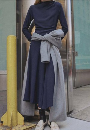 Mango, Robe en jersey - dark blue