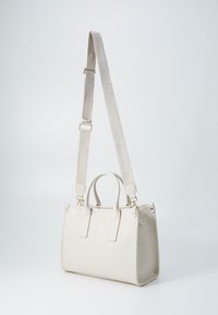 Valentino Bags FOXY  - Kabelka - ecru