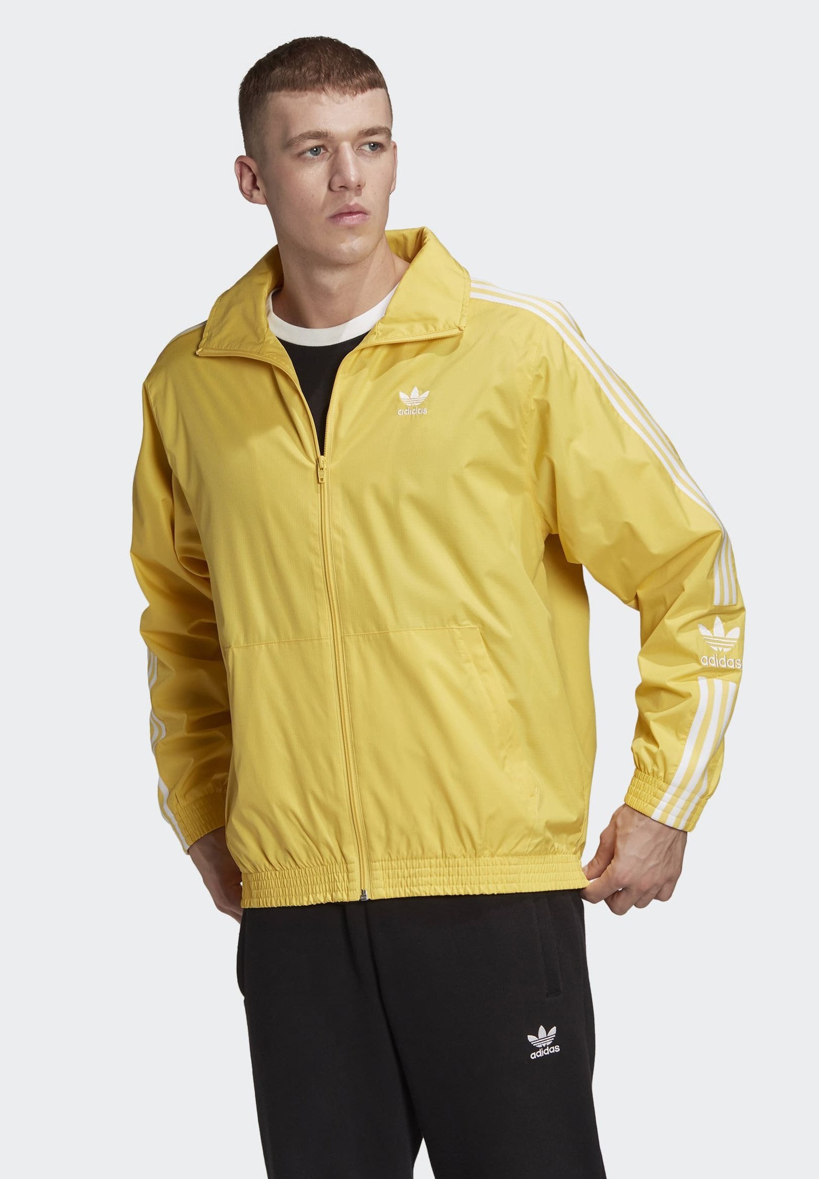 top adidas amarillo