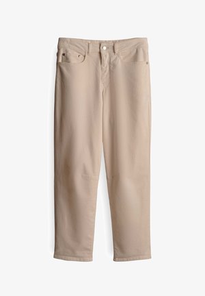 Beige denim broek met een rechte pijp, voorzien van een knoop- en ritssluiting, vijf zakken en een subtiele textuur op het stoffen oppervlak.