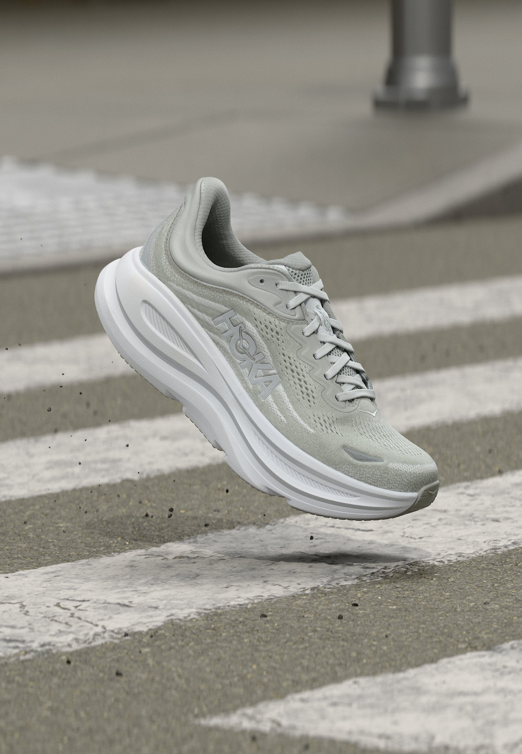HOKA BONDI 9 - Løpesko for vei - cosmic grey/stardust/grå - Zalando.no