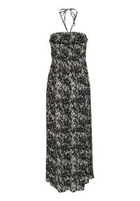 Robe maxi noire et blanche à smocks avec bretelles halter, présentant un tissu fluide, un motif abstrait et un buste élastiqué.