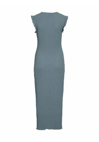 Abito midi azzurro chiaro, strutturato, con silhouette aderente, maniche a sbuffo e scollatura rotonda. Presenta un tessuto morbido e fluente.