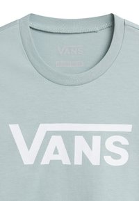 Vans GR FLYING CREW - Camiseta estampada - gray mist