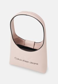 Calvin Klein Jeans SCULPTED ARCH SHOULDERBAG22 MONO - Borsa a mano - pale conch
