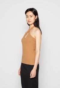 Even&Odd Top - brown