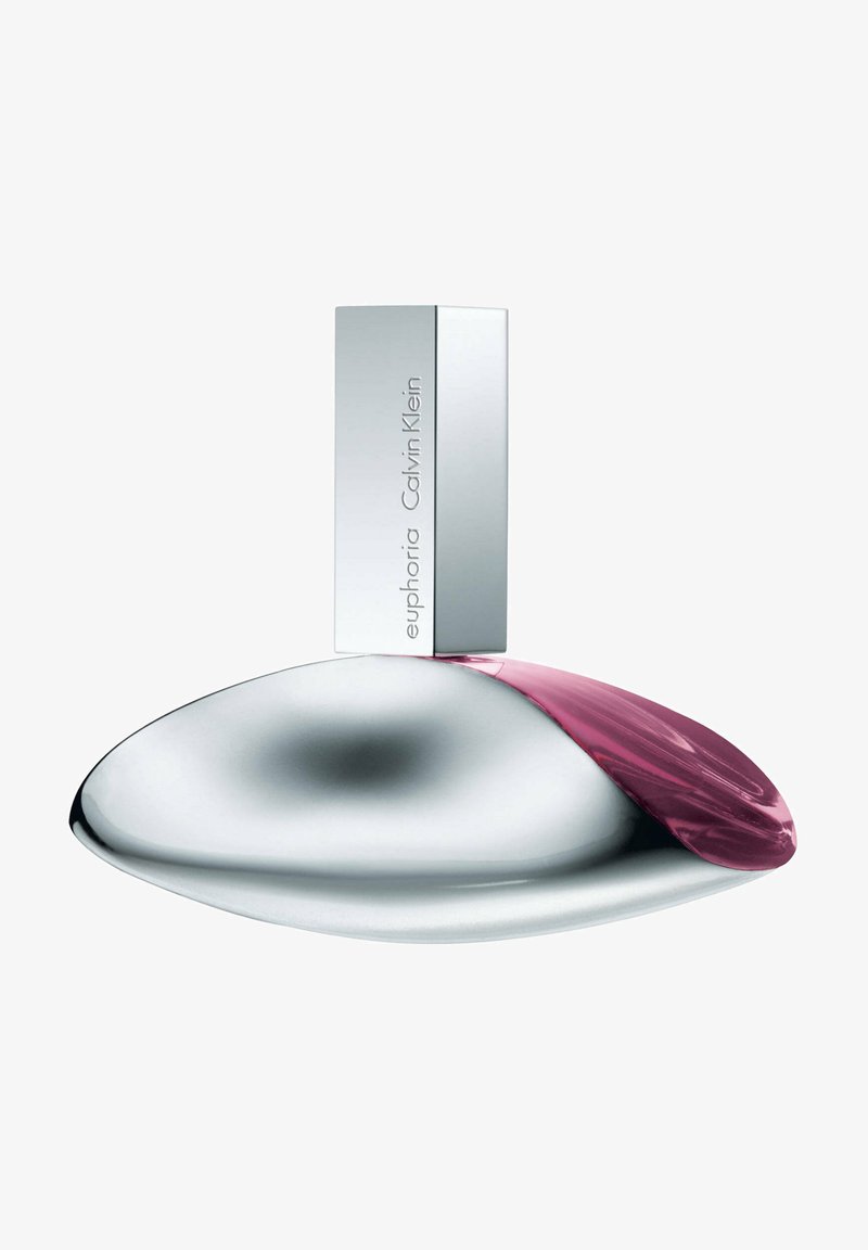 Calvin Klein Euphoria tuoksupullon muotoilu, jossa on tyylikäs hopeinen soikea pohja, jossa on vaaleanpunainen yksityiskohta, sekä suorakulmainen hopeinen korkki.