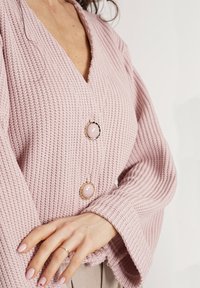 ANGELL NANCY różowy