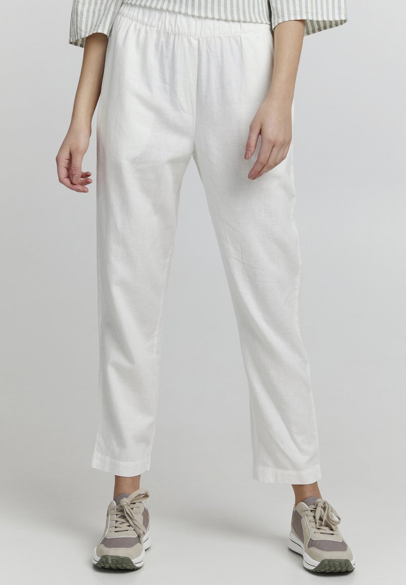 Oxmo OXALFA LINEN MIX - Nadrágok - off white