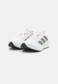 adidas Performance GALAXY  - Chaussures de running sur route - footwear white/iron metallic/lucid lemon
