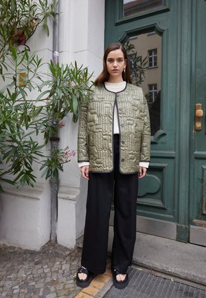 ATULUS - Manteau court - army