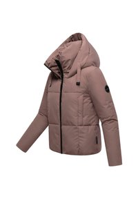 Dikke roze jas met een capuchon, voorzien van een zwarte rits en accenten, textiel met een gewatteerd ontwerp en een getailleerde pasvorm.