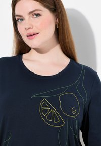 Ulla Popken Camiseta estampada - marine