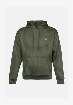 Sweat à capuche vert olive avec une texture matelassée, une poche kangourou centrale et un petit logo brodé sur la poitrine. Capuche réglable avec cordon.