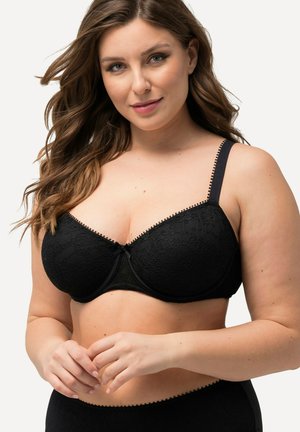 Underwired bra - .