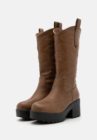 Koi Footwear WINTU LONG CHUNKY WESTERN - Cowboy és motoros csizmák - brown
