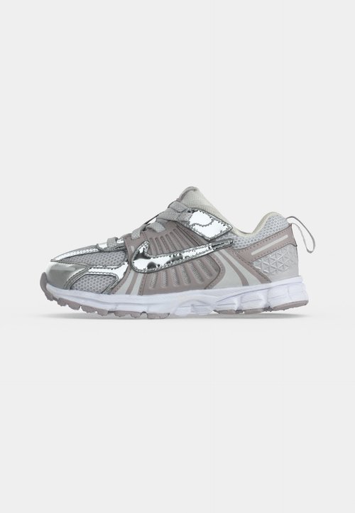 Nike Vomero 5 TD 'Vast Grey Silver Lilac' — photo 2