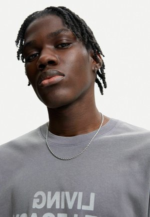 Bershka, Kaulakoru - silver coloured