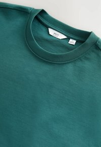 Unselected, teal blue