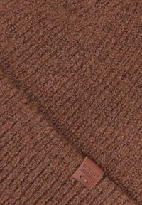 Bickley+Mitchell Muts - maroon