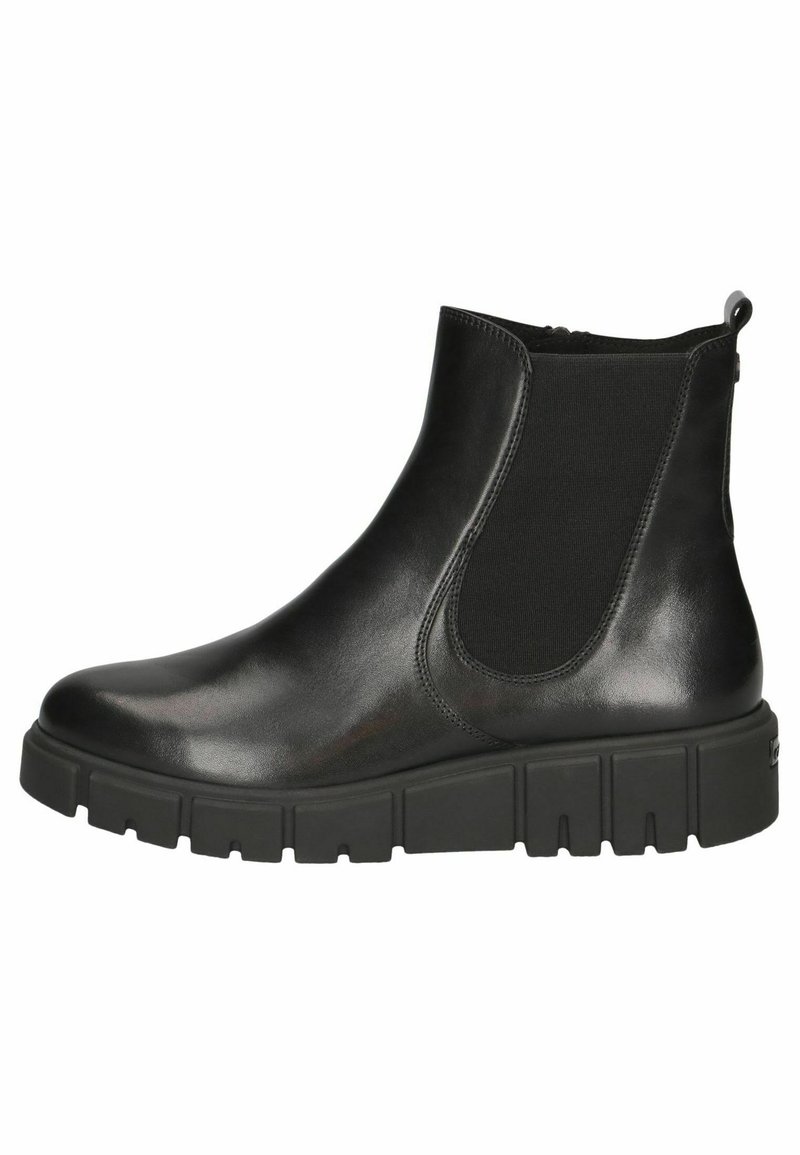 Černá kožená kotníková bota s elastickými bočními panely, kulatou špičkou a mohutnou, texturovanou gumovou podrážkou. Obsahuje poutko na zadní straně.