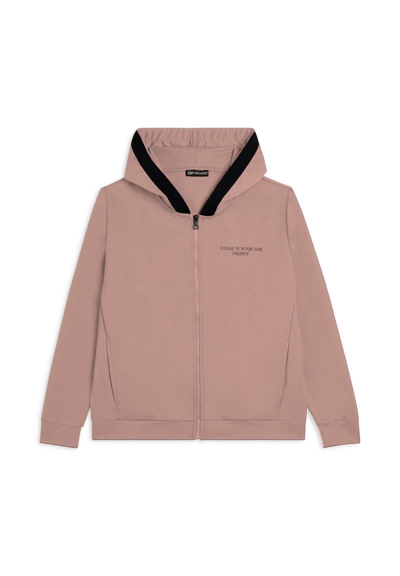 Felpa con zip di colore marrone chiaro, con fodera nera nella cappuccio e scritta "Oggi è il tuo giorno Freddy" sul petto.