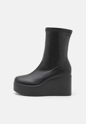 ALBION - High Heel Stiefelette - black