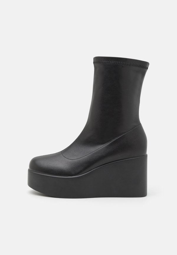 ALBION - High heeled ankle boots