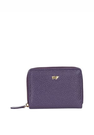 Piccolo portafoglio in pelle viola texture con emblema animale dorato e chiusura a zip su sfondo bianco.