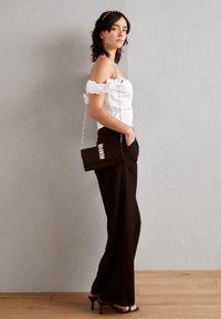 Anna Field Clutch - black