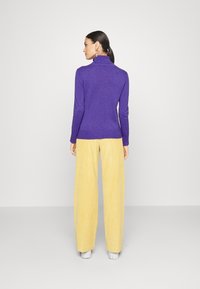 pure cashmere TURTLENECK - Camisola - irish heather