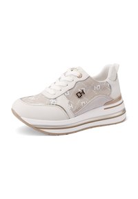 Sneaker bianco con accenti beige, in tela testurizzata e pelle liscia. Presenta dettagli del logo, punta rotonda e suola spessa con striscia dorata.
