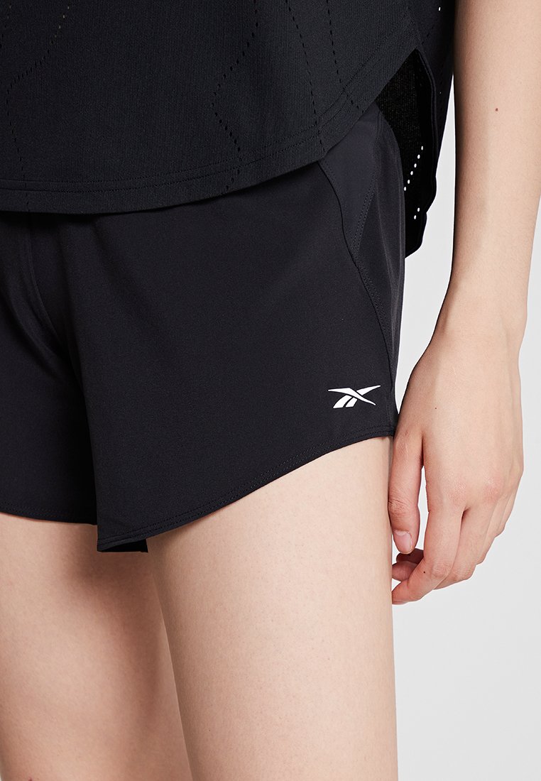 TS UBF TRAINING SHORT