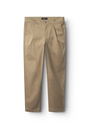 Pantalon beige décontracté avec fermeture à bouton, passants de ceinture et poches latérales, présenté à plat sur fond blanc.
