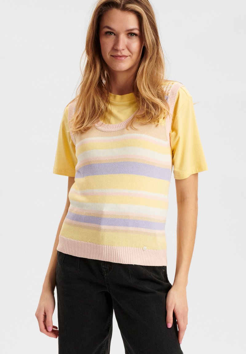 Damen Strickjacken | Nümph NUTENNA Strickpullover popcorn/gelb - RA22131 Damen Strickjacken | Nümph NUTENNA Strickpullover popcorn/gelb - RA22131