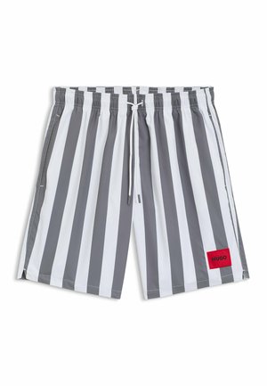 Kąpielówki w szare i białe pionowe paski, z elastycznym pasem, sznurkiem do regulacji i czerwoną metką z białym napisem.